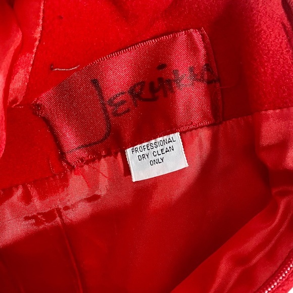 Stunning Red (2) Piece 100% Wool Jermikko Suiting Separates - Picture 16 of 16